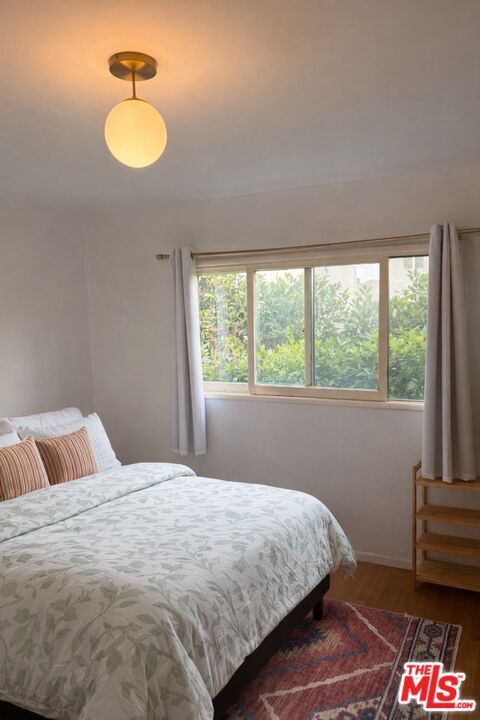 Building Photo - 2033 Euclid St