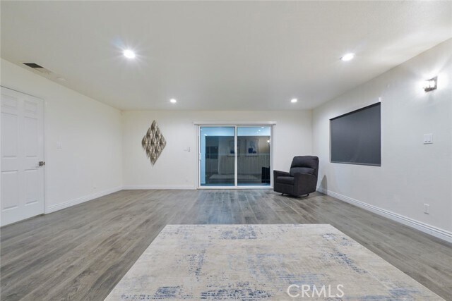 Building Photo - 3381 Oakmont View Dr