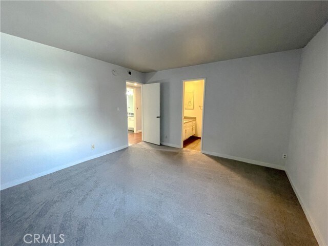 Building Photo - 6655 W 86th Pl