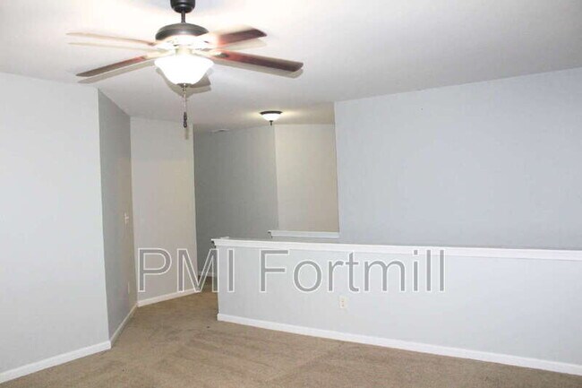 Building Photo - 1147 Spicewood Pines Rd