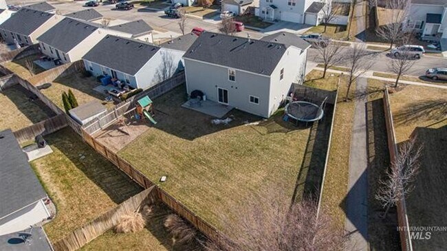 Building Photo - 5 Bedroom Home in South Boise _ Community ...