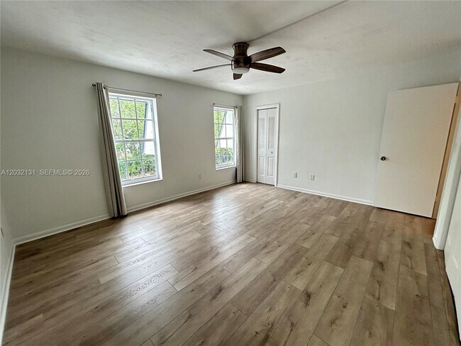 Building Photo - 9780 SW 92nd Terrace