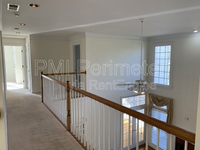 Building Photo - 389 Bridgebrook Ln SW
