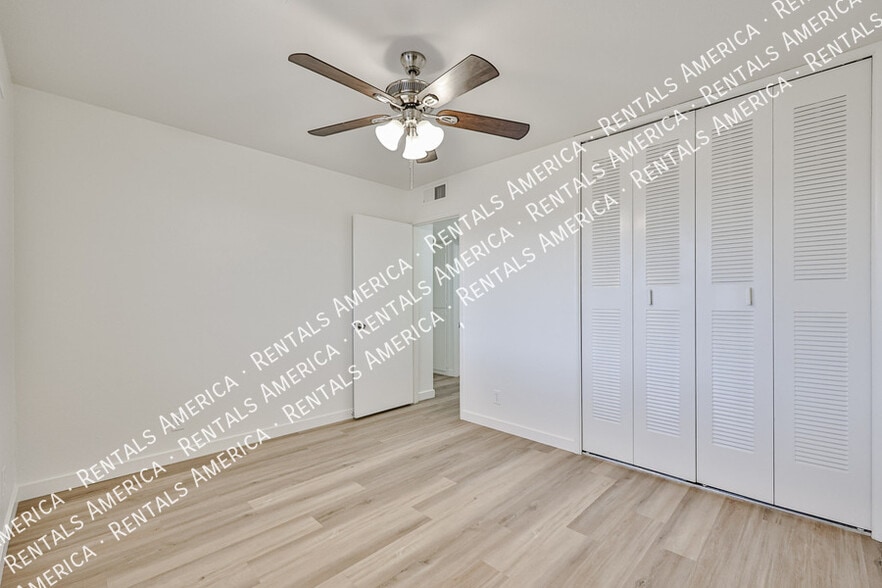 Building Photo - 12450 N Augusta Dr