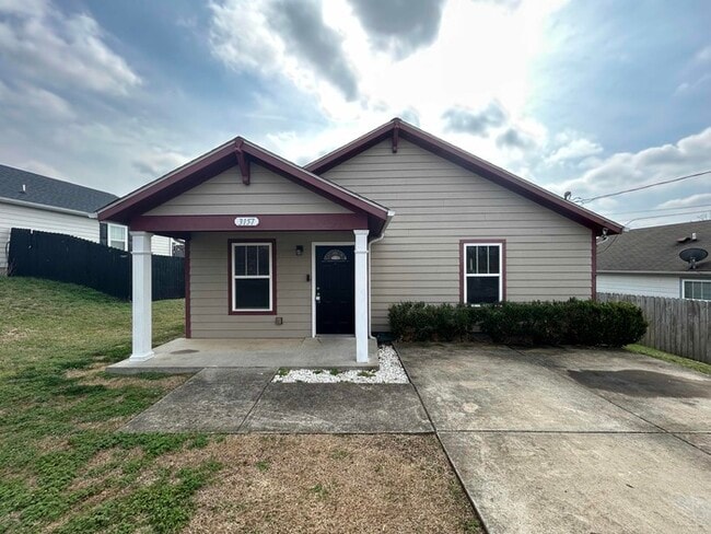 Building Photo - 3157 Lauren Evelyn Way