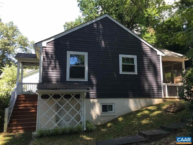 Building Photo - 718 McIntire Rd