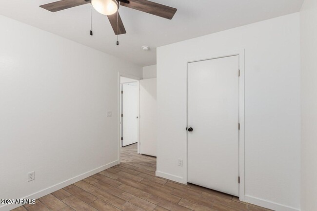 Building Photo - 511 S 98th Way