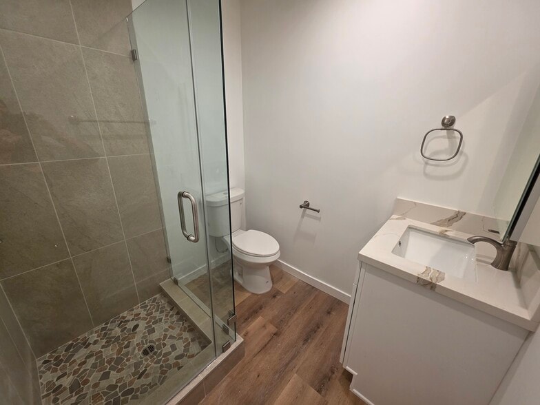 Building Photo - 1012 S Ynez Ave