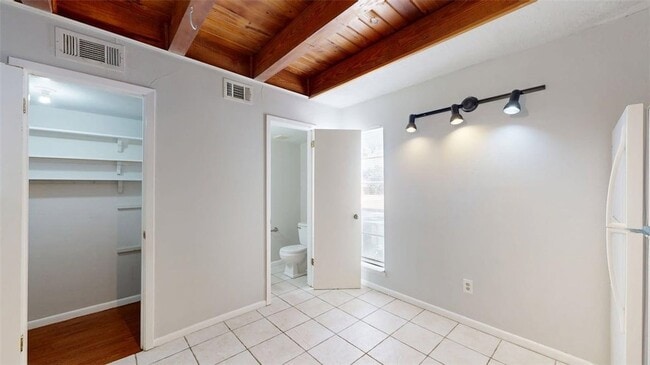 Building Photo - 2312 Auburn Ct