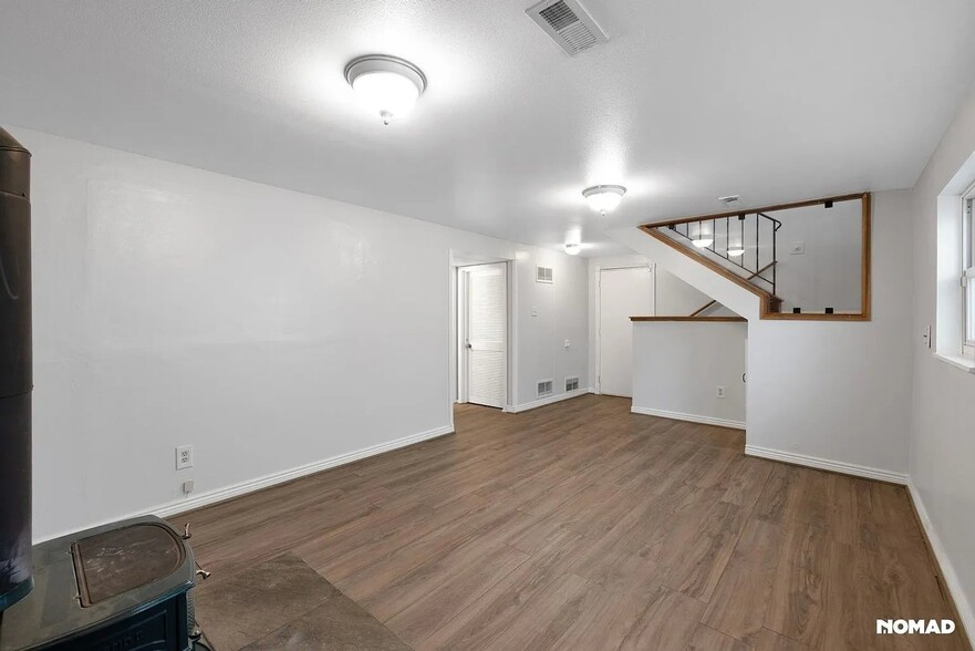 Building Photo - 7125 Caballero Ave