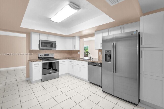 Building Photo - 9200 SW 54th St