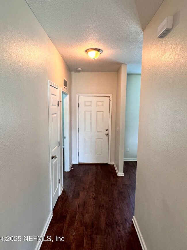 Building Photo - 8224 Golden Bamboo Dr