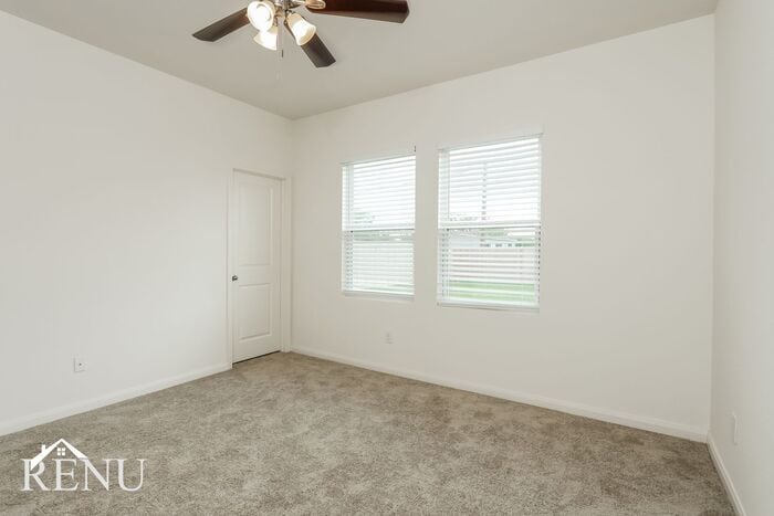 Building Photo - 5042 Firefly Hls