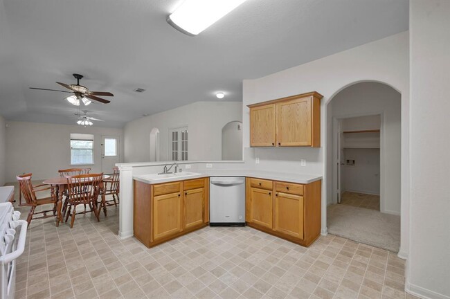 Building Photo - 32503 Hadden Park Ct