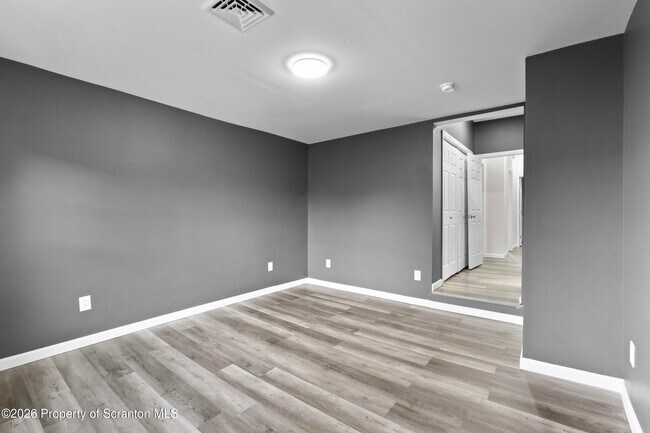 Building Photo - 302 Delaware Ave