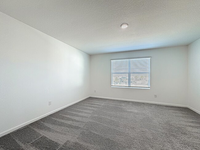 Building Photo - 5941 Piney Shrub Pl