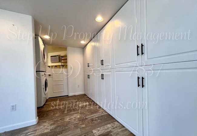 Building Photo - Unique Diamond Find In The Heart Of Historic Downtown Sonora!!!