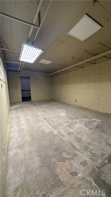 Building Photo - 546 Griswold Ave