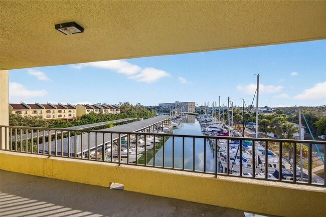 Building Photo - 1750 Harbor Pl