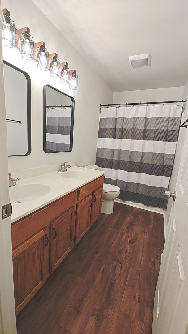 Building Photo - Ephrata Townhome 3 bed 1.5 bath