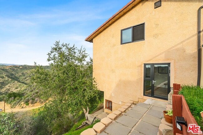 Building Photo - 1432 Penny Rd