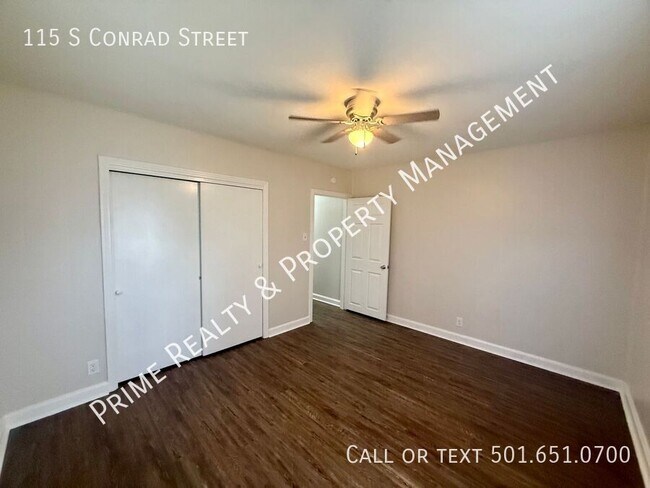 Building Photo - 115 S Conrad St