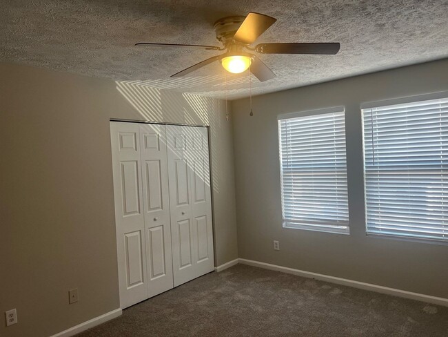 Building Photo - 5428 Cedar Ash Crossing