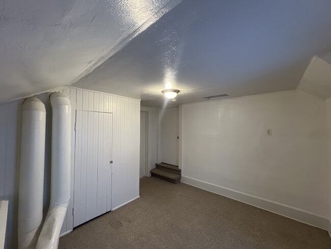 Building Photo - 353 Prospect Ave