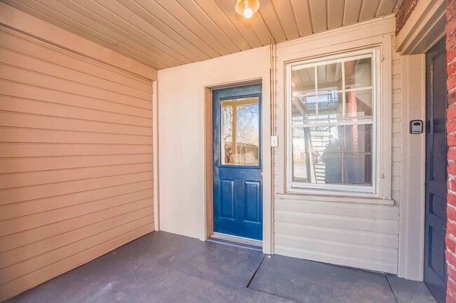 Primary Photo - 29 N East Street