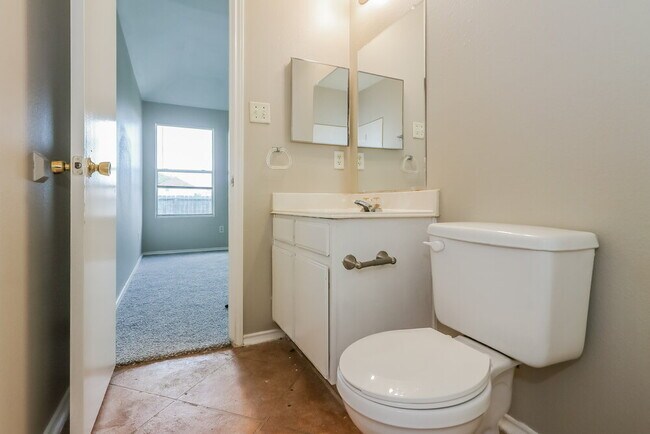 Building Photo - 12531 Roxdale Ridge Dr