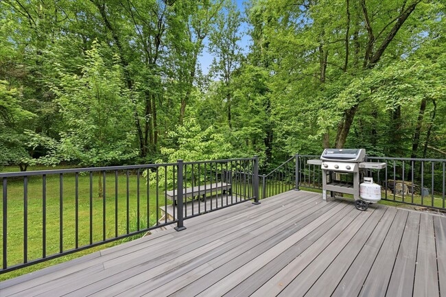 Building Photo - Available August 15th | Rare Architectural Dome Home on 2.5 Private Acres