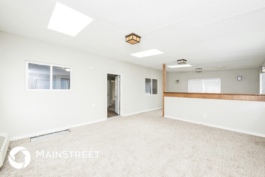Building Photo - 17771 E Prentice Dr