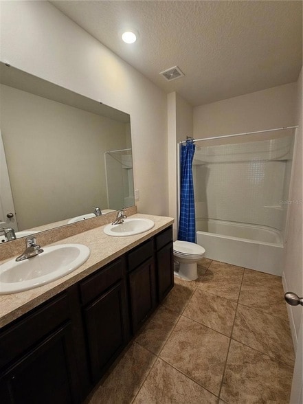 Building Photo - 1387 Berry Ln