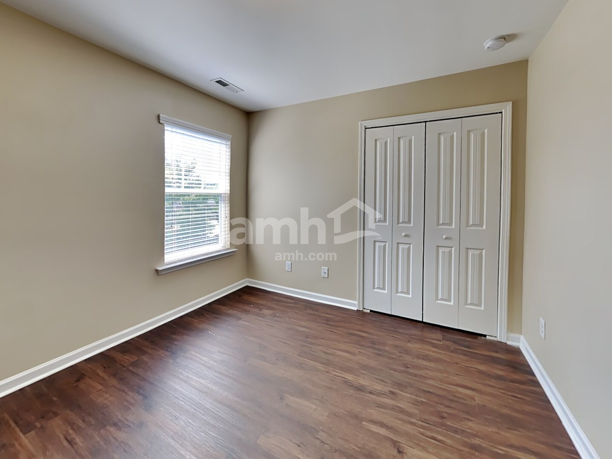 Building Photo - 660 Smithridge Way
