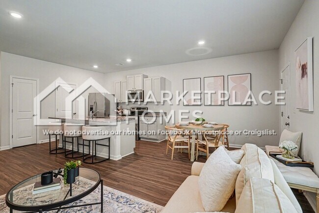 Building Photo - 464 Oakwood Dr NW