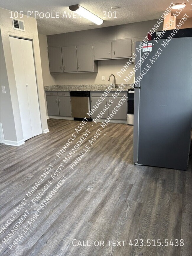 Building Photo - 105 P'Poole Ave