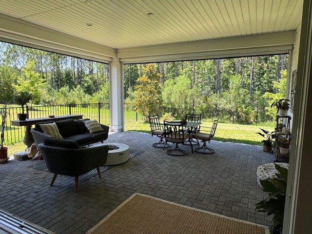 Building Photo - 11319 Madelynn Dr
