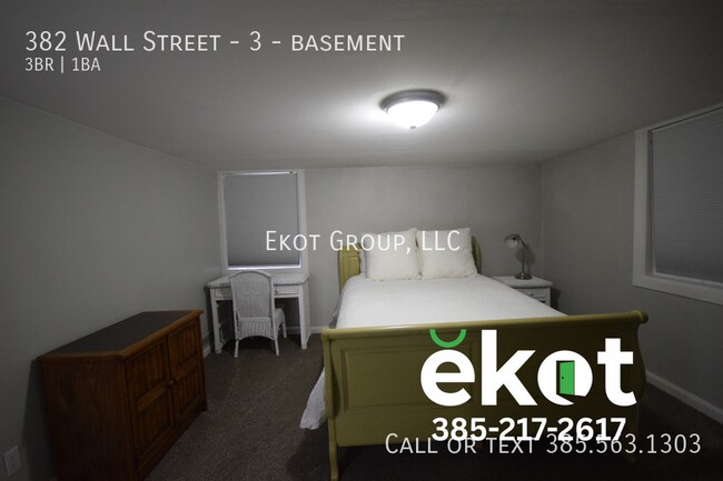 Building Photo - 382 Wall St