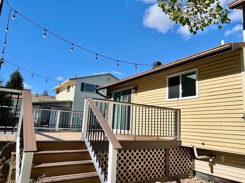 Building Photo - 10098 Belmeadow Dr