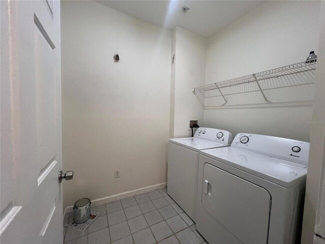 Building Photo - 14353 Fredricksburg Dr