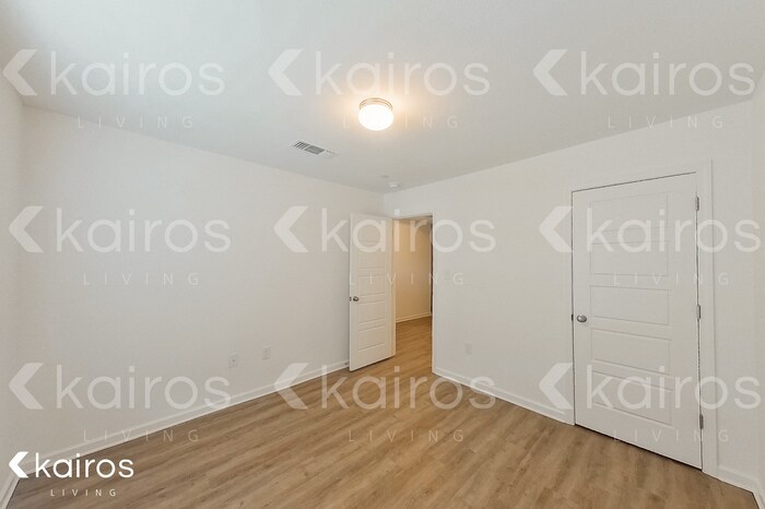 Building Photo - 11462 Camden Ct Cir