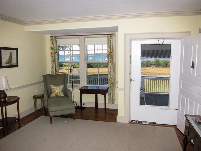 Building Photo - 48 Proctor St