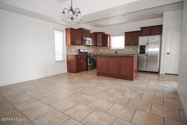 Building Photo - 14604 Spanish Point Dr