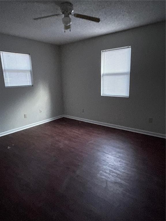 Building Photo - 209 Urbana Oaks Cir