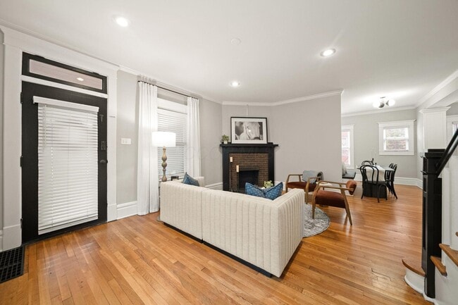 Building Photo - 503 S 3rd St