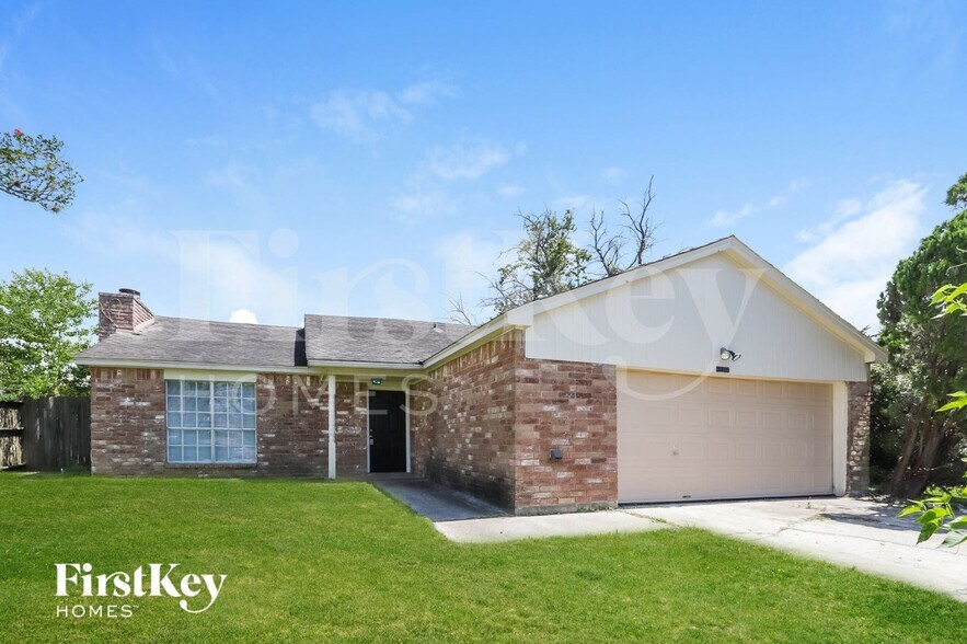 Building Photo - 13361 Lake Breeze Ln