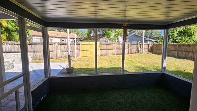 Building Photo - Charming SODO Home with Fenced Backyard and Built-In Fire Pit