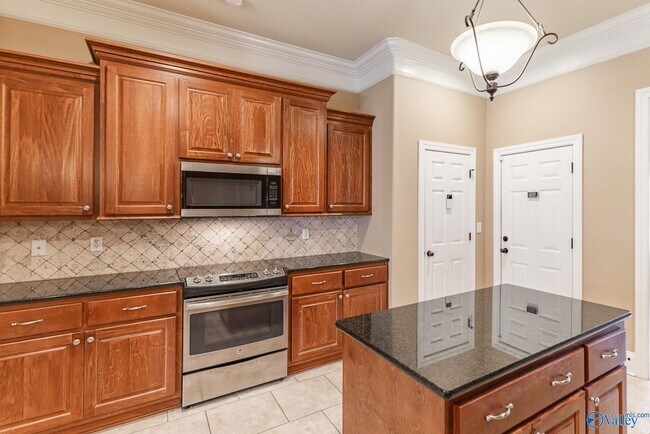 Building Photo - 105 Blanca Dr
