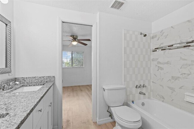 Building Photo - 3920 Cedar Limb Ct