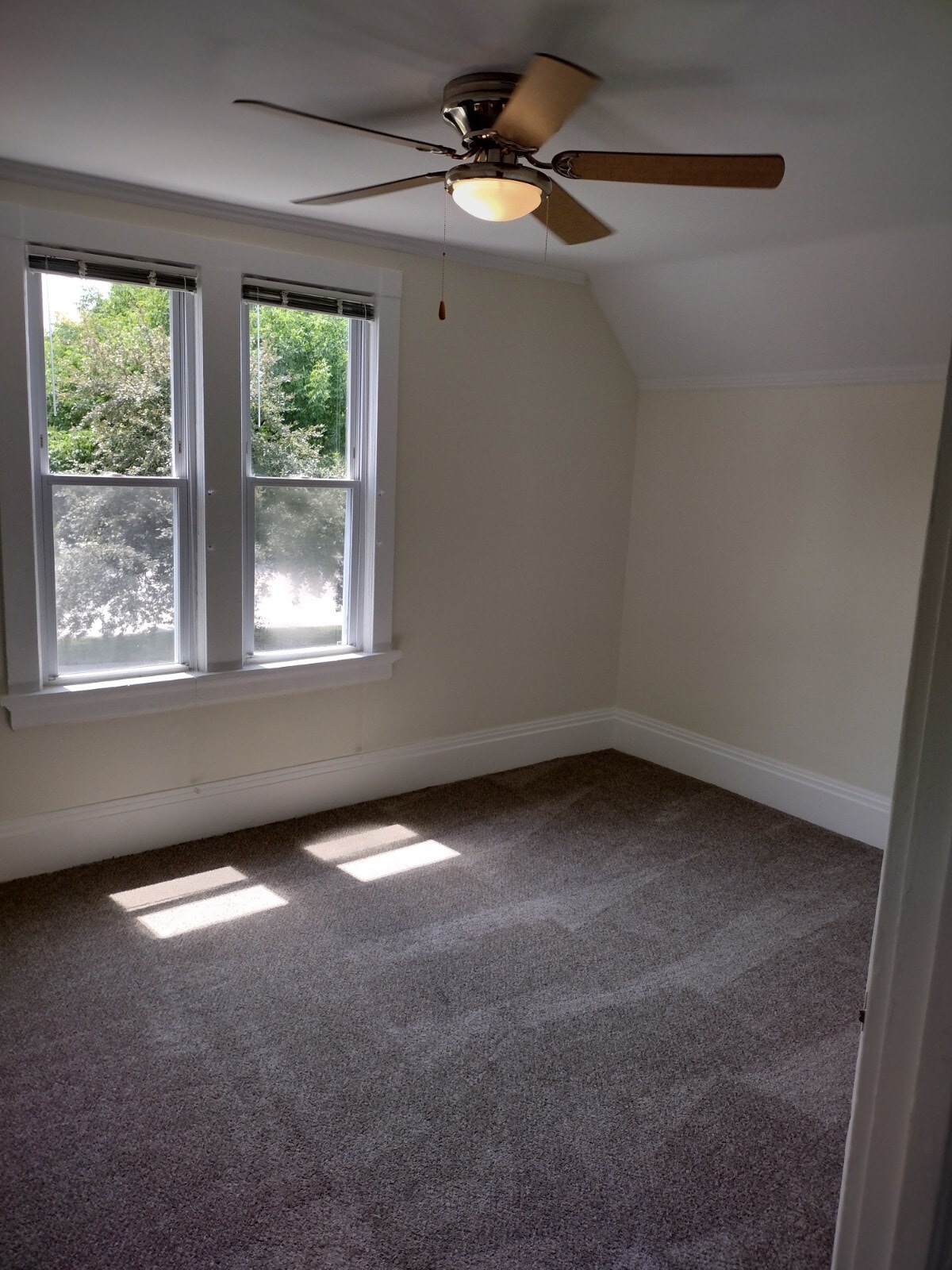 Building Photo - 8240 W Cold Spring Rd